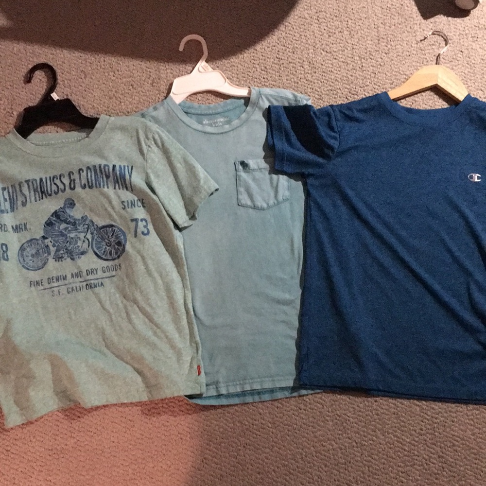 Tee shirt bundle